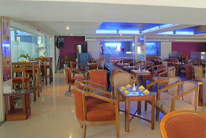 Breeze Hotel Chennai Exterior photo