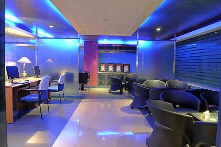 Breeze Hotel Chennai Exterior photo